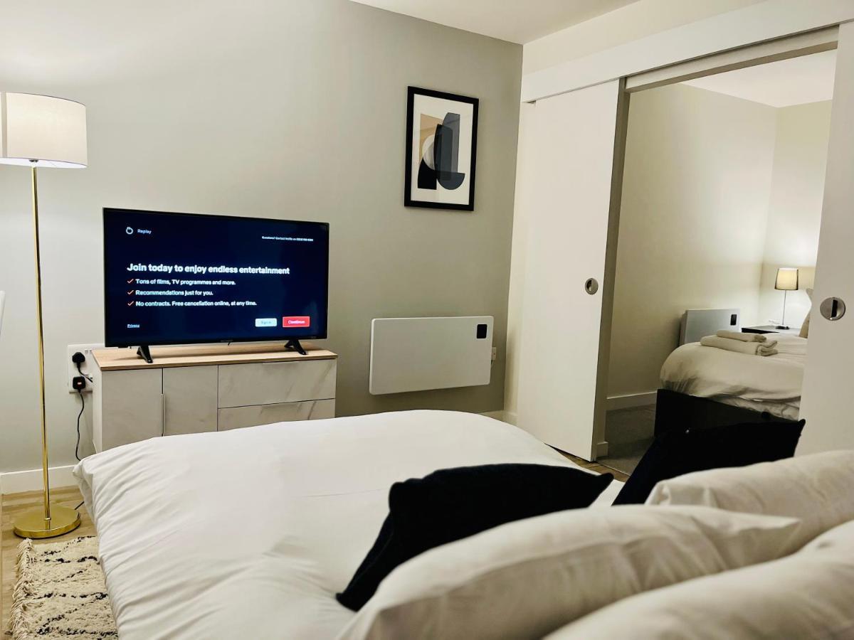 Fantastic One Bedroom Apartment Near Old Trafford Stadium Manchester Esterno foto